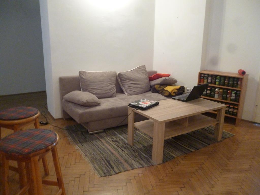 Kis Stáció 11 Beds Appartamento Budapest