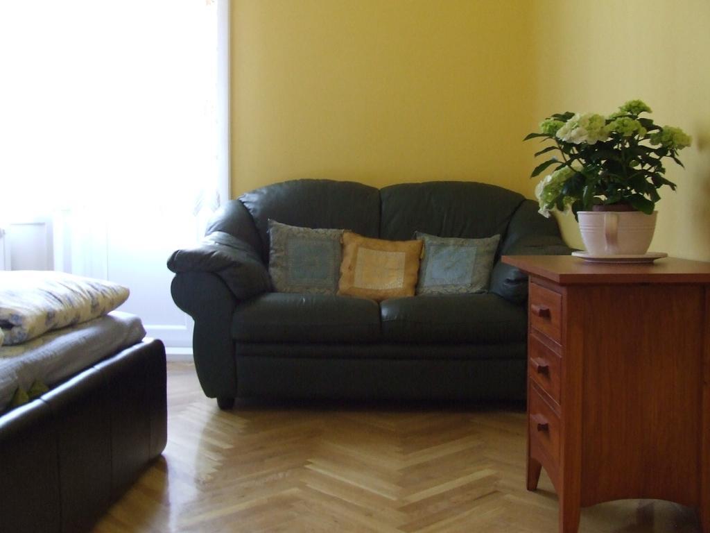 Bpm-apartment Life * Budapest