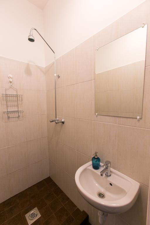 Suite Hostel *