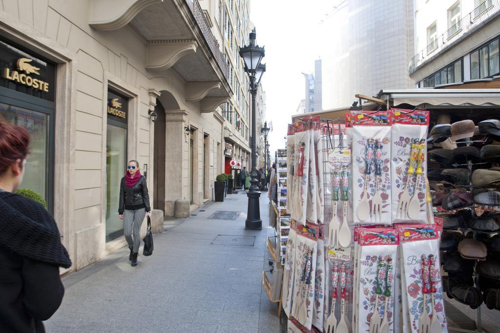 Diana On Vaci Utca Budapest