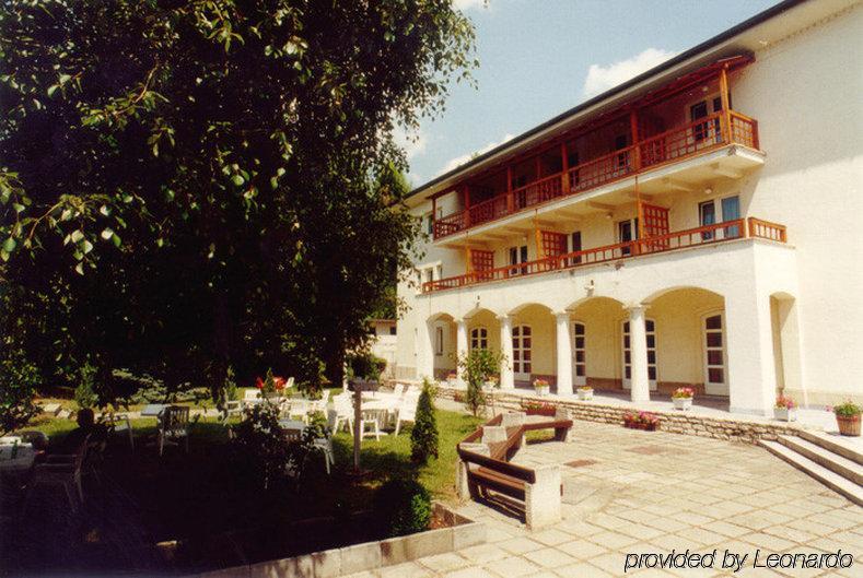 Hotel Romai