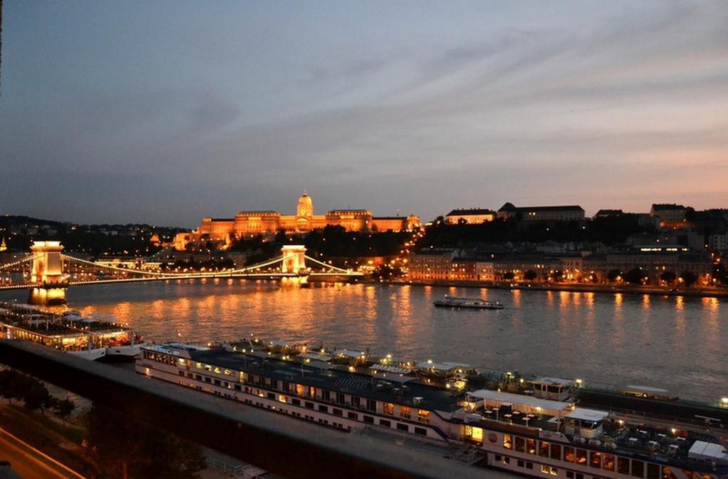 Castle And Danube Panorama Apartment Budapest