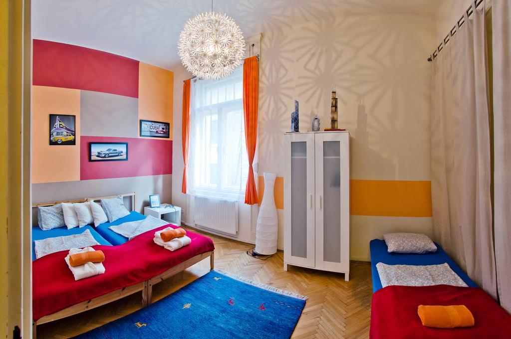 Animation Ostello Budapest
