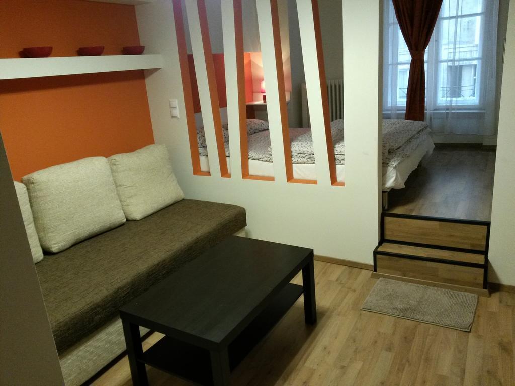 Nozzi Budapest