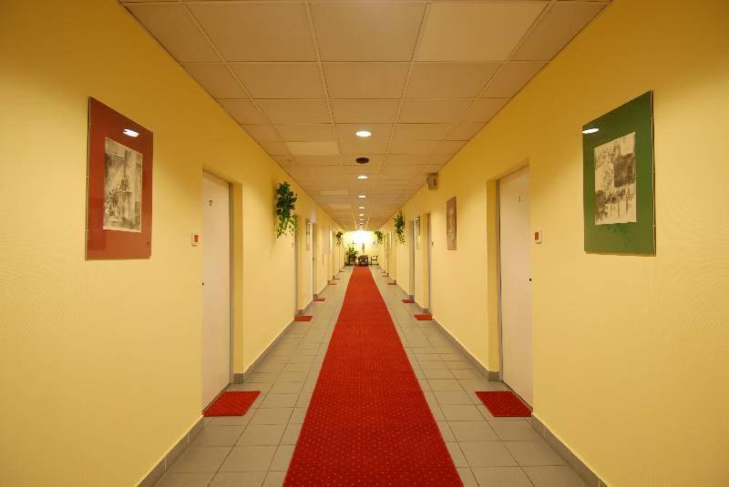Professor'S Guest House
