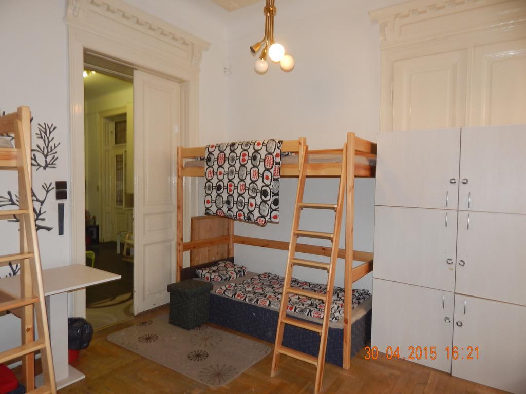 Violet Hostel Ostello
