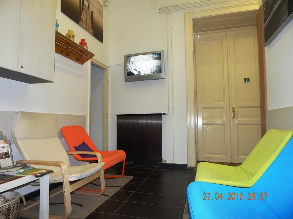 Violet Hostel
