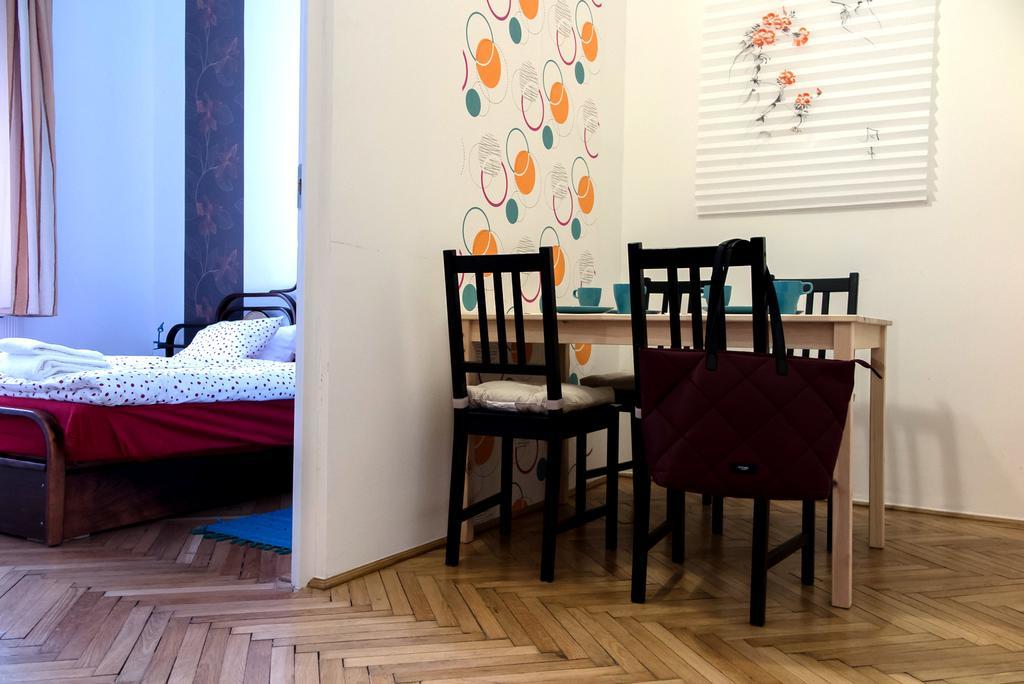 Parliament Prime Deluxe Apartment