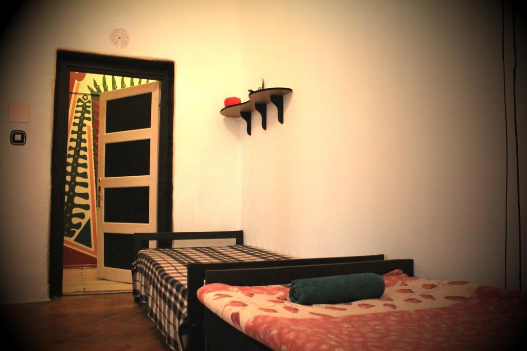 Downtown Hostal