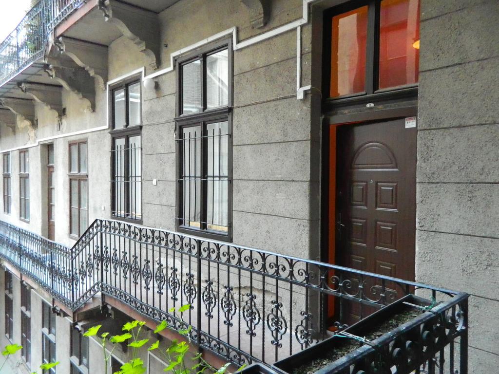 Astoria Centrum Apartamento *