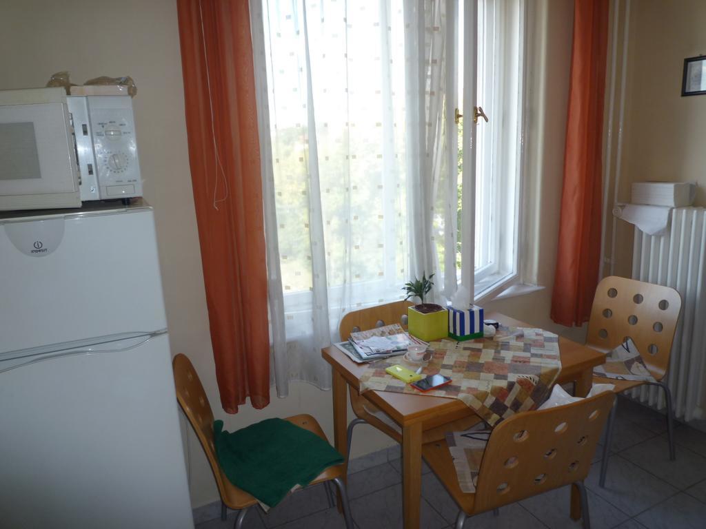 örs Vezér Beatle 01 *