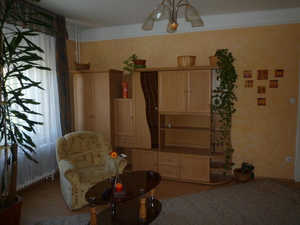 örs Vezér Beatle 01 Budapest