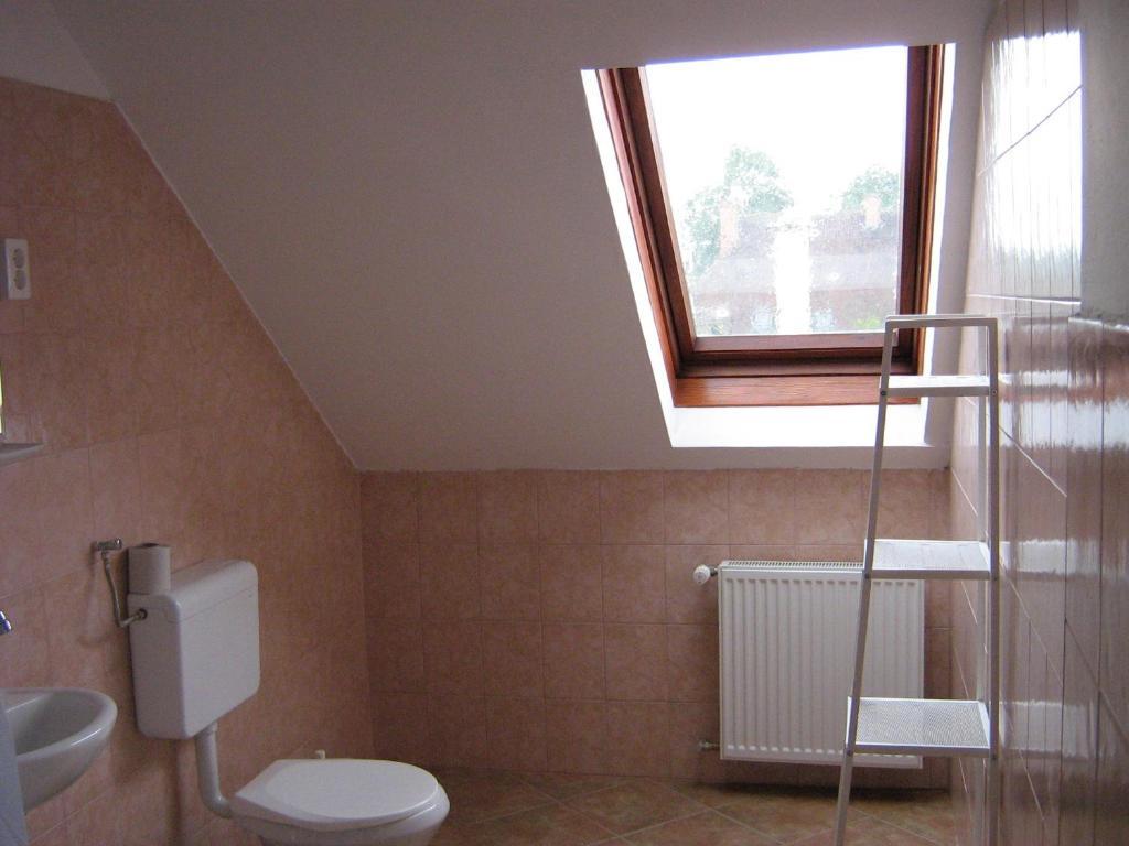 Zuglo Apartman Es *