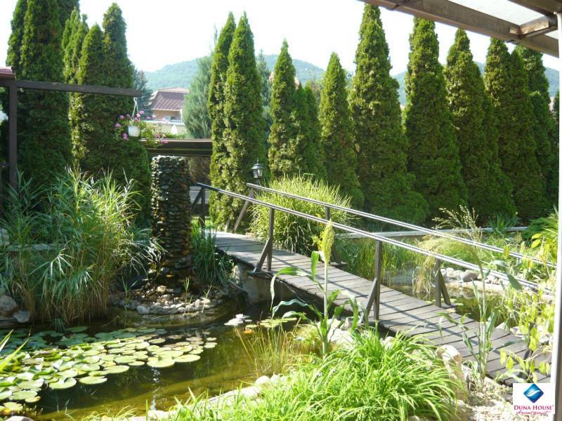 Agi Panzio Obuda Bed & Breakfast *