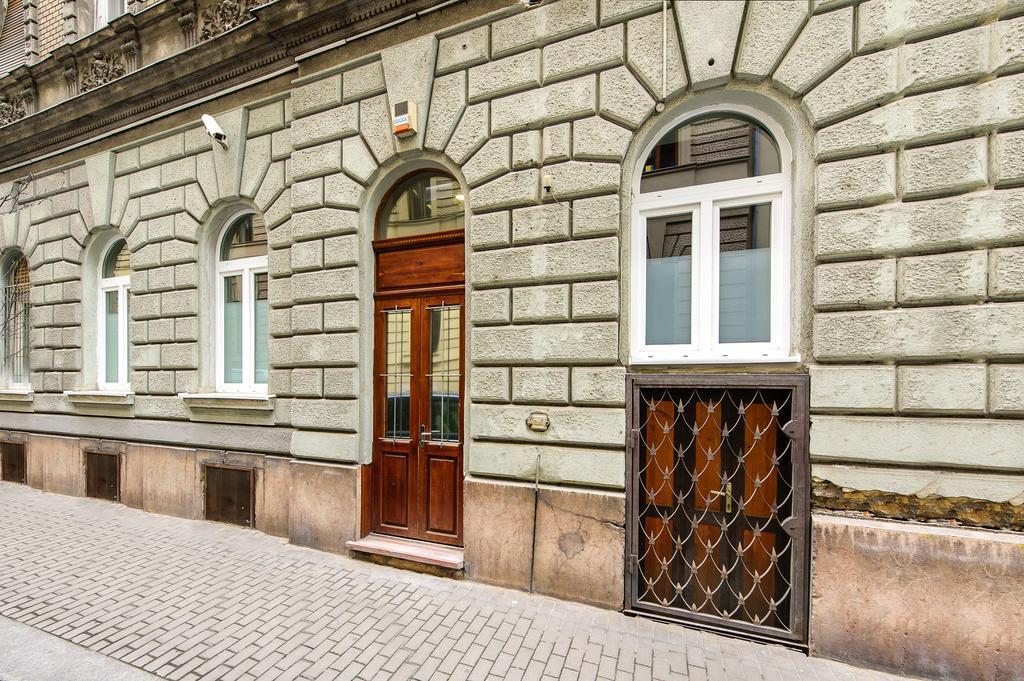 Budapest Citi Guesthouse - Self Check In * Budapest