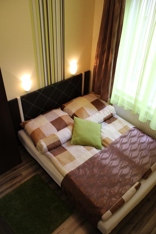 VÁCI Fashion Street Apartment Appartamento Budapest
