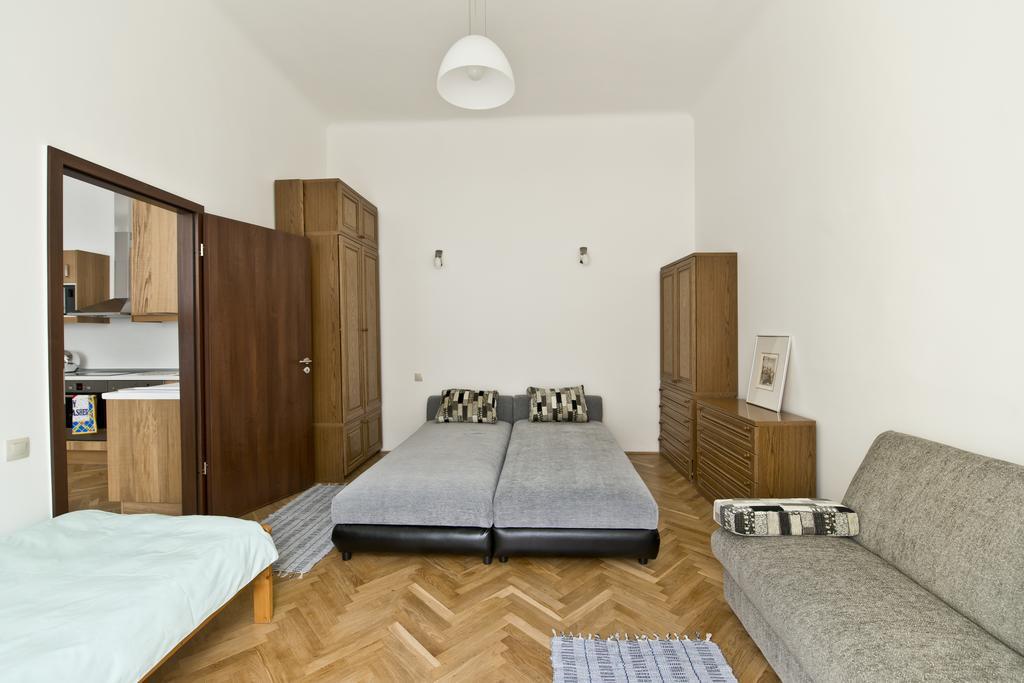 Mamma's Apartment