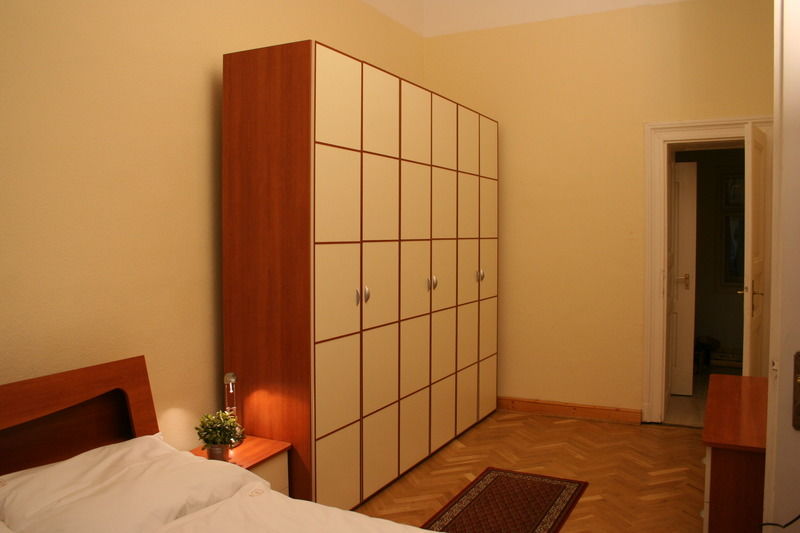 Walking Bed * Budapest