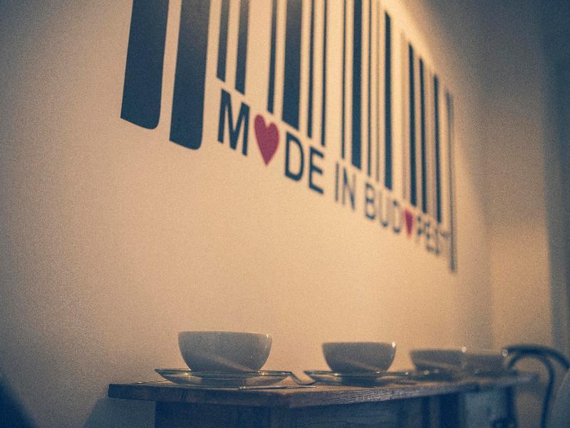 Hedonist 3*