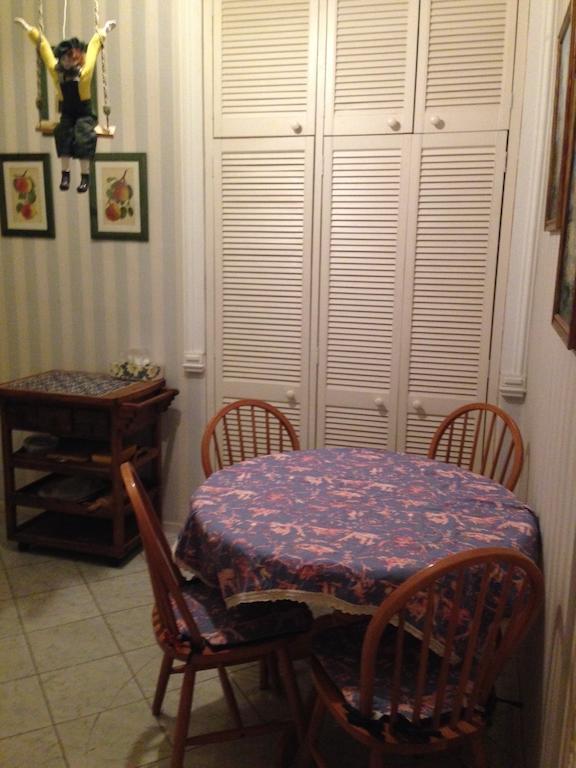 Elizabeth Apartment