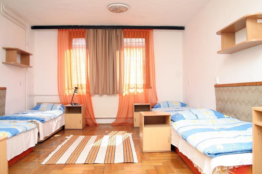 Professor'S Guest House