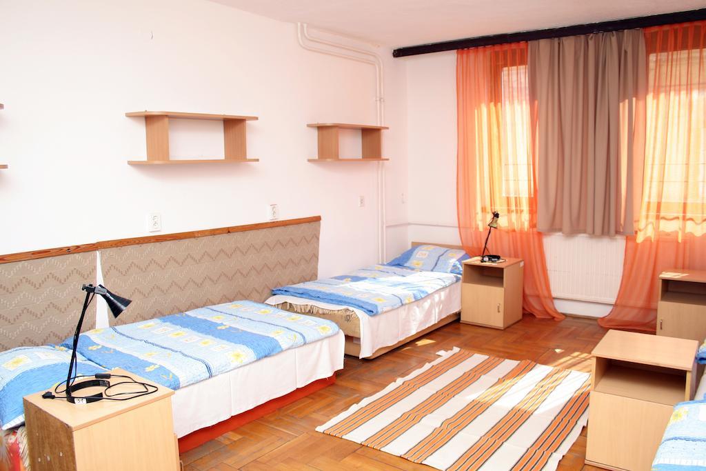 Apartment Professor'S Guest House *