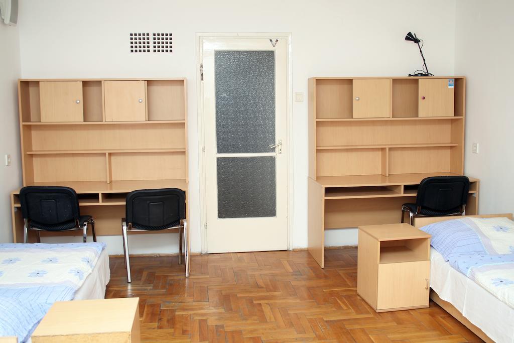 Apartment Professor'S Guest House