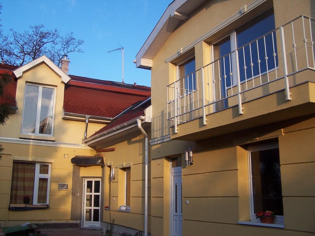 Akacia - Free Inside Parking, 2 Bedrooms, Garden, Next To Centre