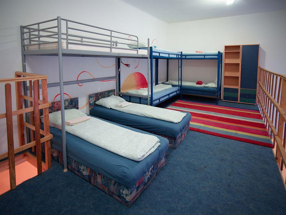 Hostel Happy *