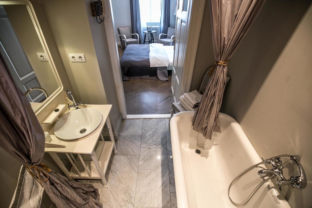 Mono Budapest