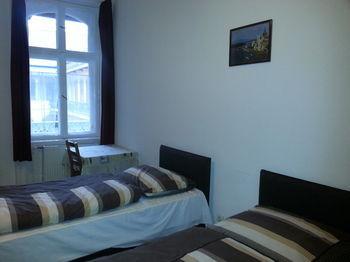 Caterina Private And Budapest