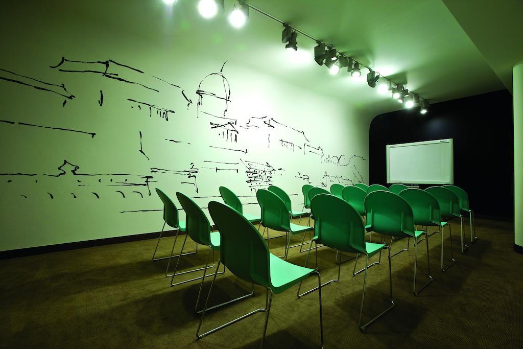 Lanchid 19 Design Budapest