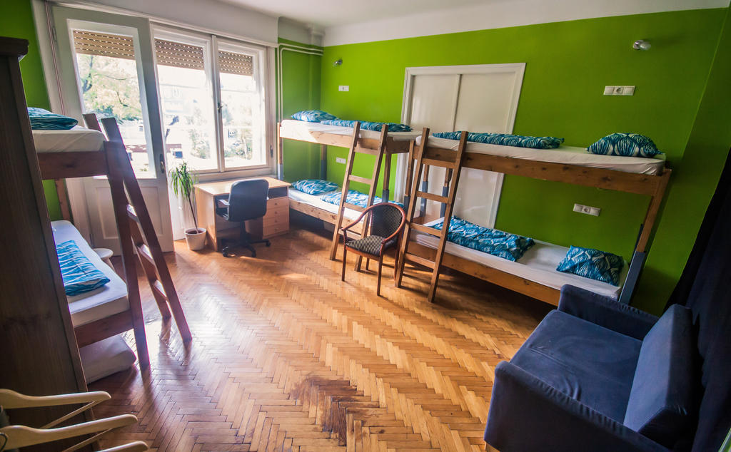 Hostel Alice