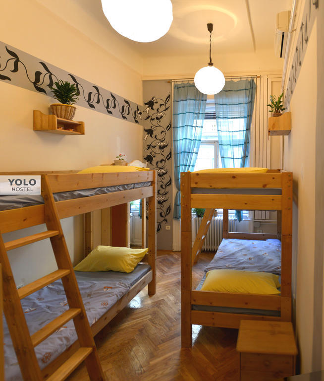 Hostel Yolo *