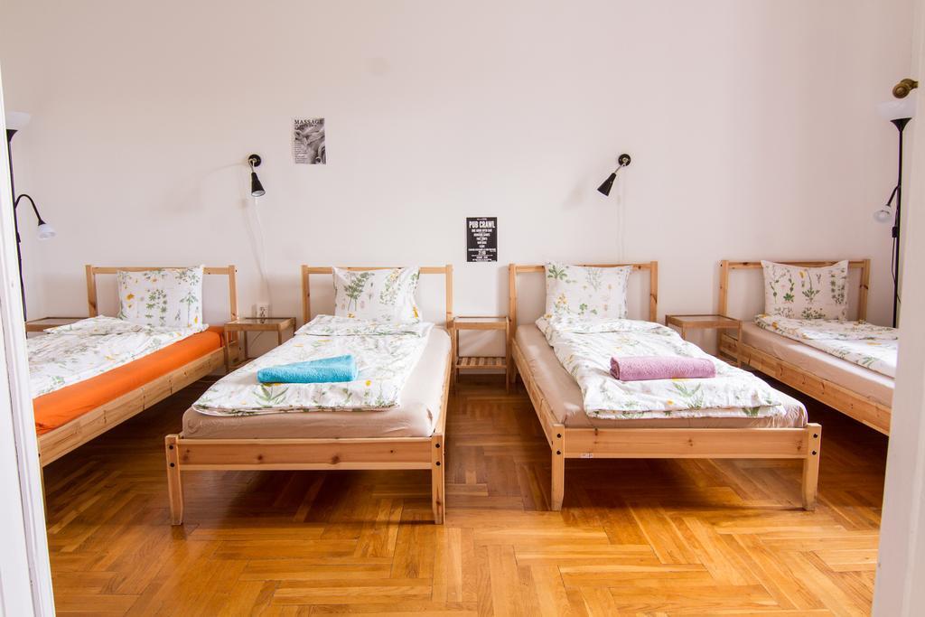 Pal'S Hostel And Apartments Budapest