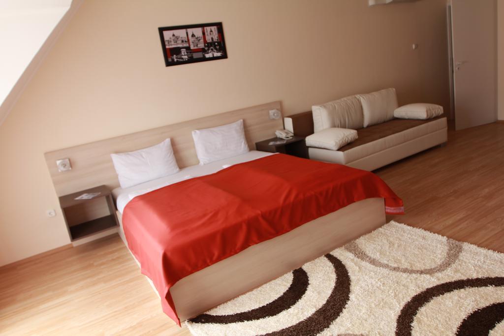 Hotell Triple M 3*