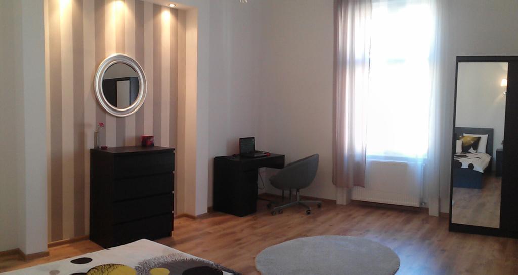 Downtown Rising Sun 104 Sq.m Budapest