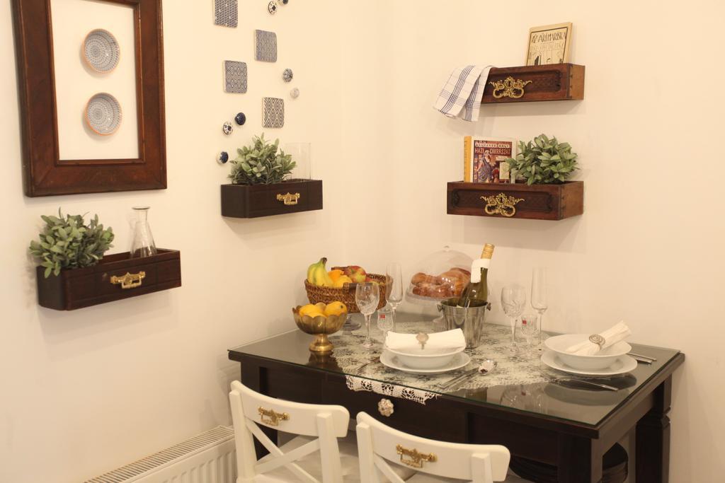 D.Five Neo-Baroque Apartment With Terrace Budapest