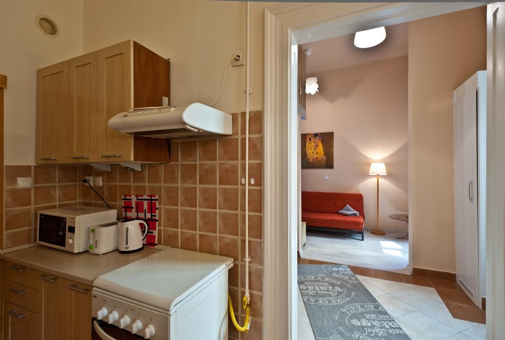 Andrassy Studio