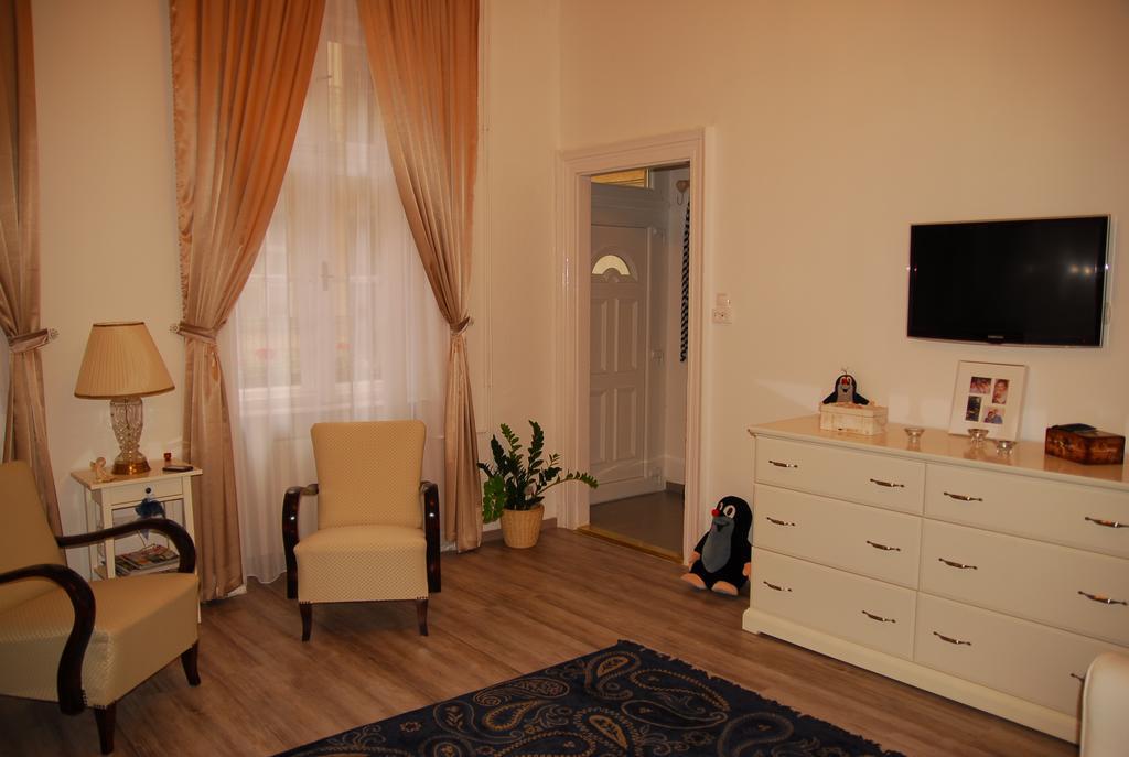 Balázs - Oktogon Budapest