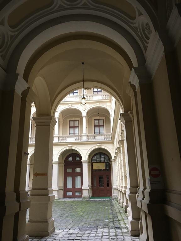 Lejlighed Art And Architecture