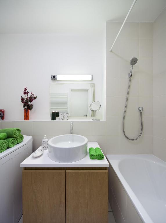 Quality Point 0-24 Reception Aparthotel 4*
