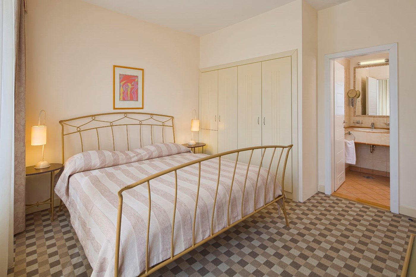 Mamaison Izabella Budapest