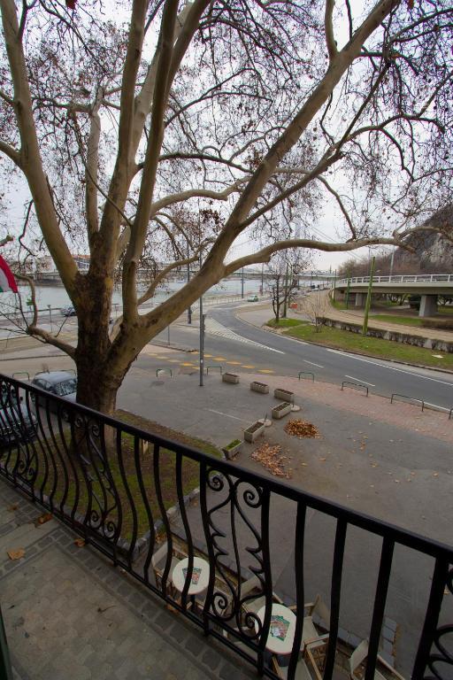 Elisabeth Bridge Apartmans