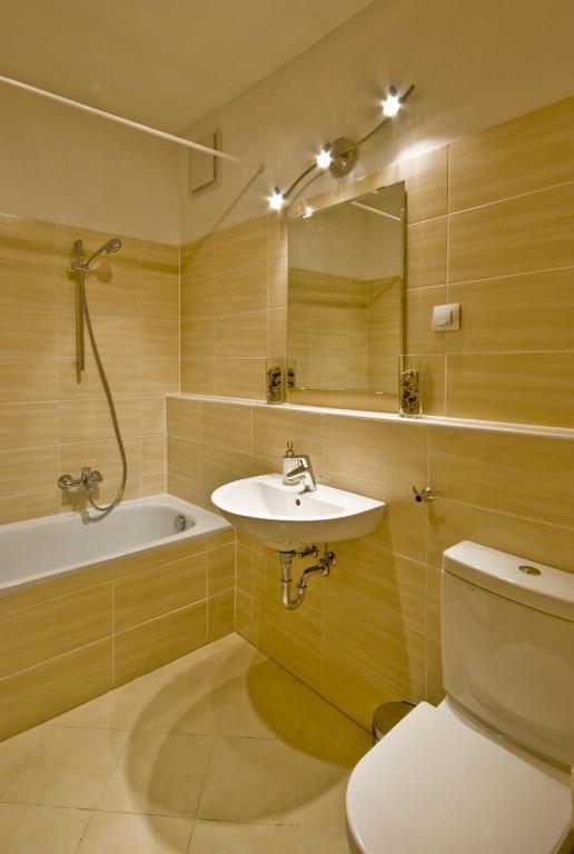 Corvin Lux Aparthotel