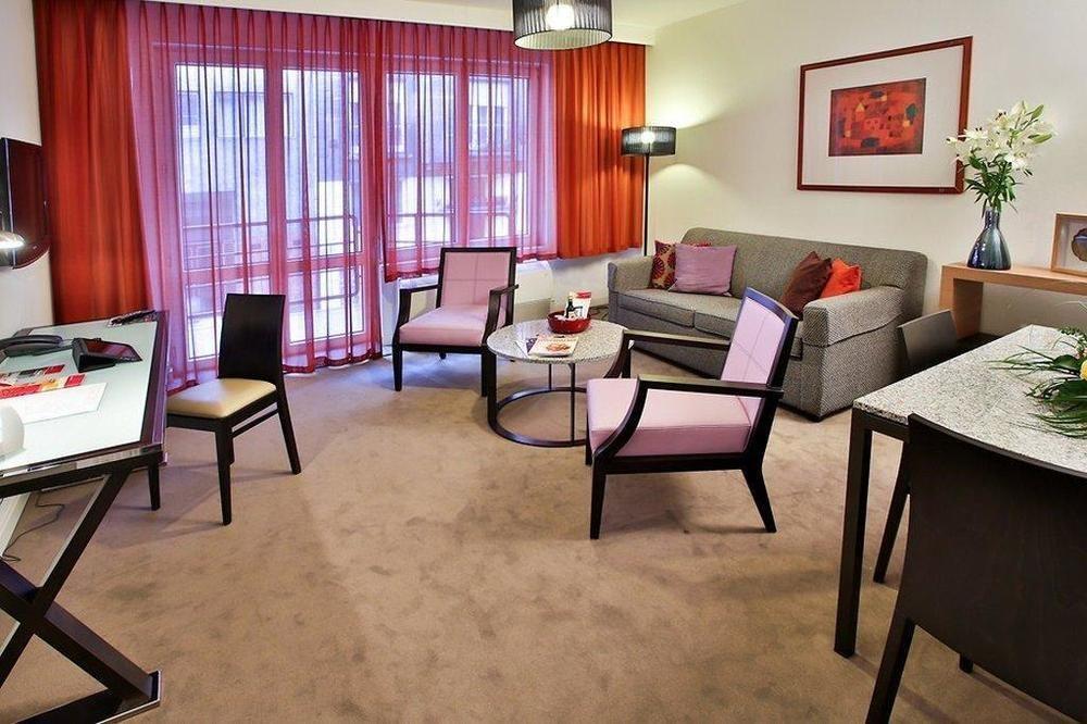 Hotel Adina 4*