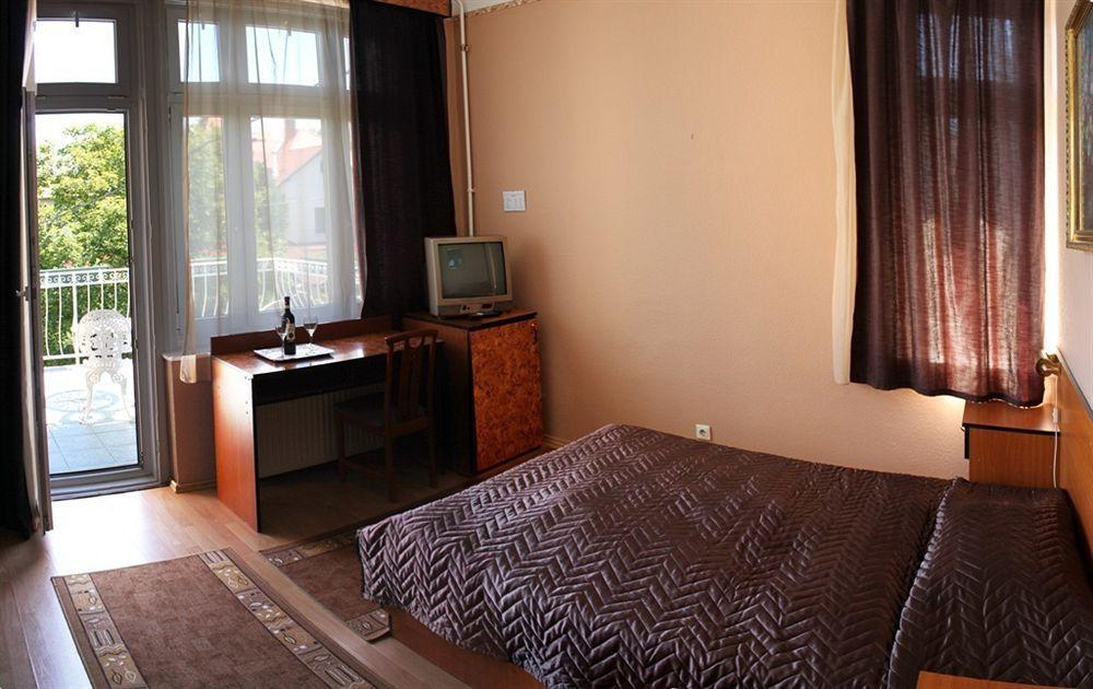 Hotel Kristal 3*