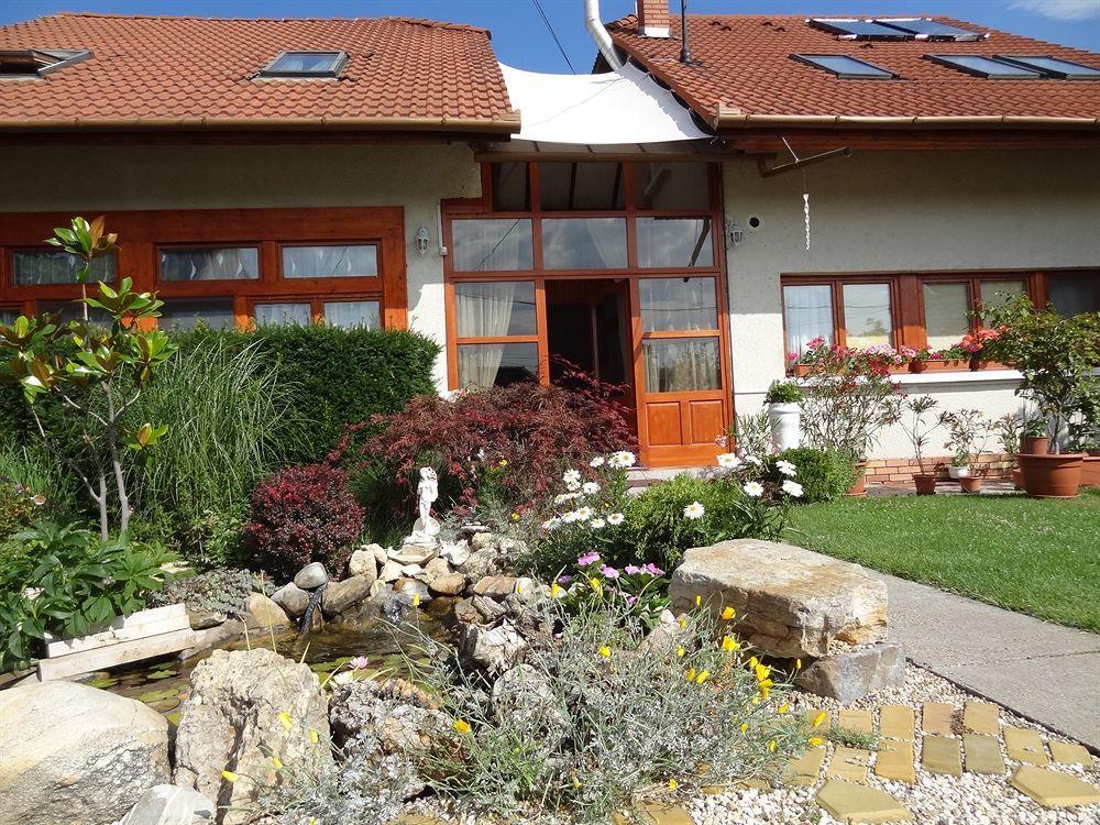 Bai Panzio Penzion 3*