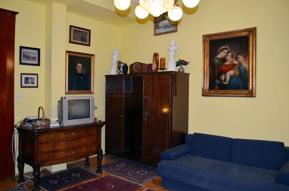 Ferenciek Tere Apartment