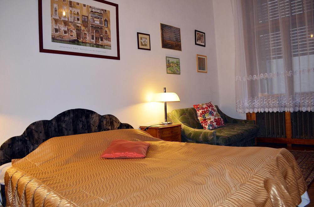 Ferenciek Tere Apartmán Budapešť